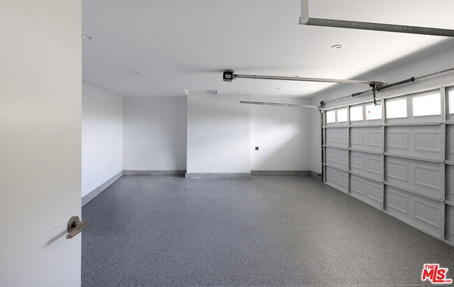 Building Photo - 20374 Seaboard Rd