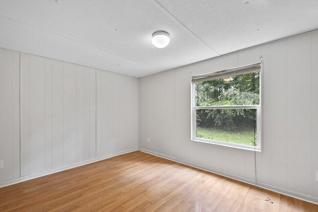 Building Photo - Temple GA - Paulding County - 3 bedrooms/2 baths $1350.00/month