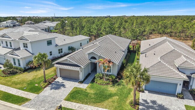 Building Photo - 138 Palma St