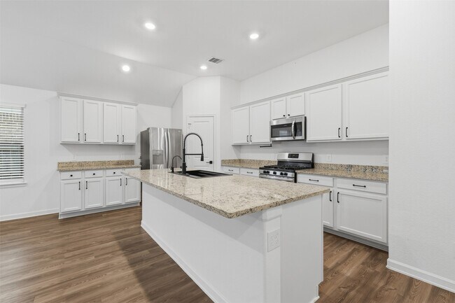 Building Photo - 32322 Melbrooke Dr