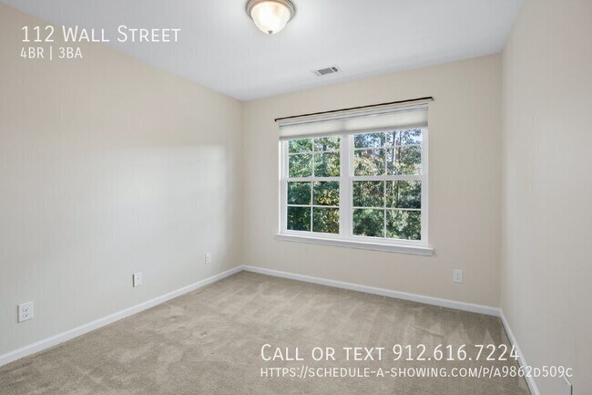 Building Photo - 112 Wall St