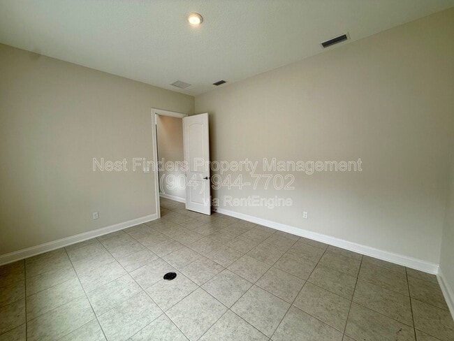 Building Photo - 194 Snowbell Ct