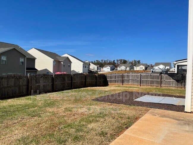 Primary Photo - 5521 Oakgate Dr