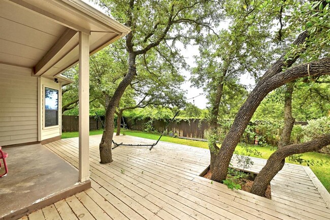 Building Photo - 1611 Rimstone Dr