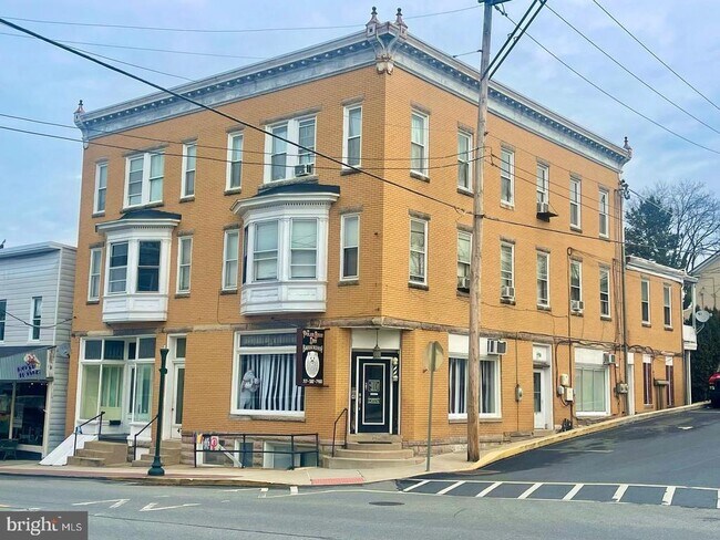 Primary Photo - 47-49 S Baltimore St