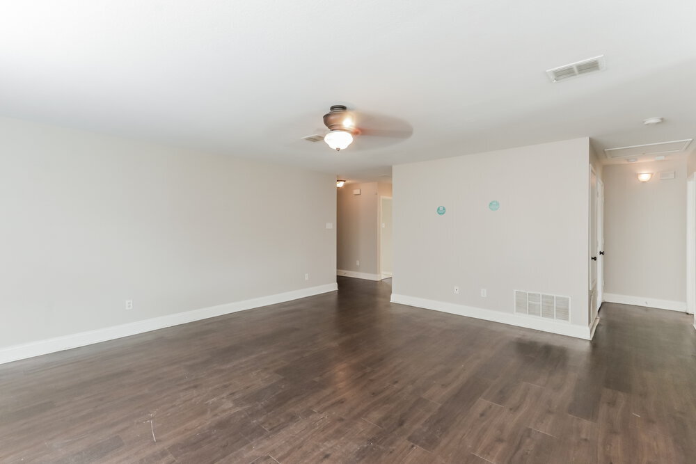 Building Photo - 2014 Gardenia Dr