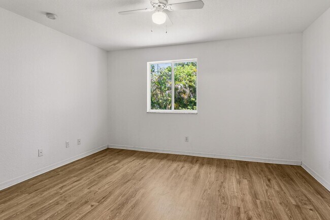 Building Photo - 2257 Marshfield Ct