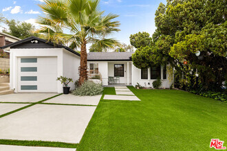 Building Photo - 3937 Wawona St