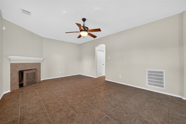 Building Photo - 5006 Mossy Bridge Dr