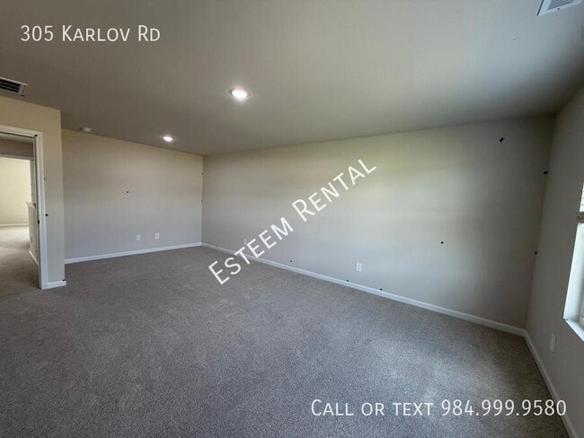 Building Photo - 305 Karlov Rd