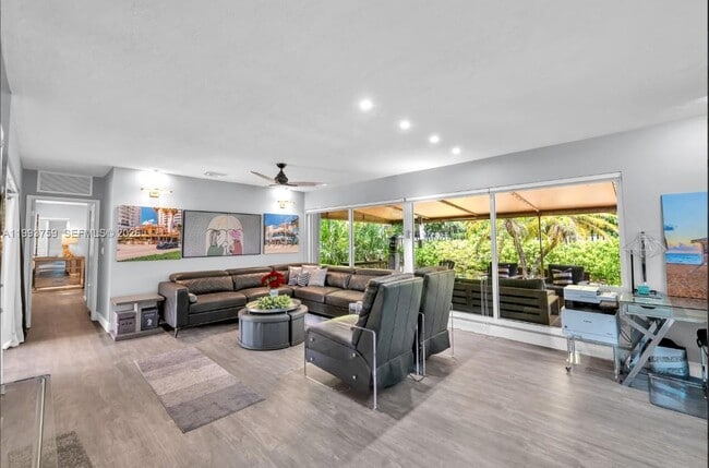 Building Photo - 1799 SE 25th Ave