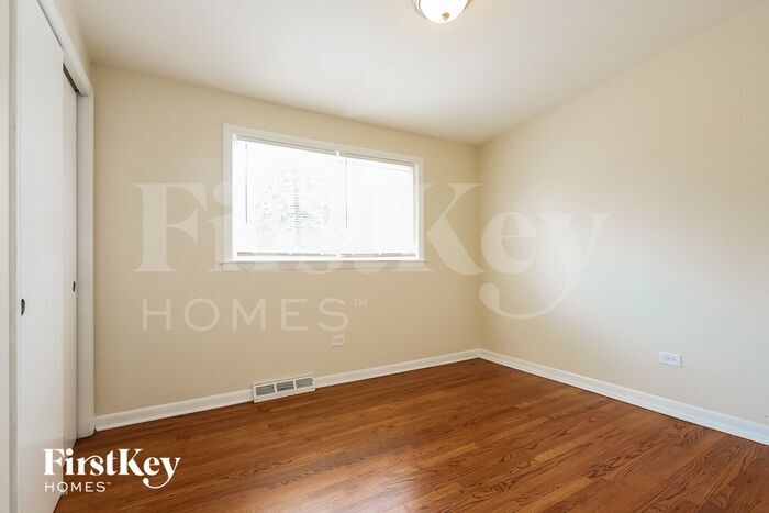 Building Photo - 3815 212th Pl