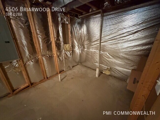 Building Photo - 4506 Briarwood Dr