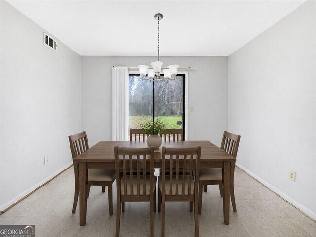 Building Photo - 1055 Autumn Crest Ct