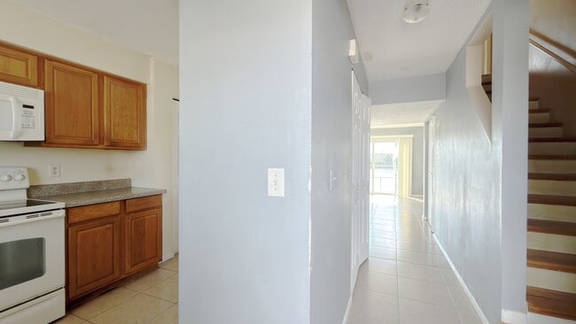 Building Photo - 12348 Fox Hound Ct