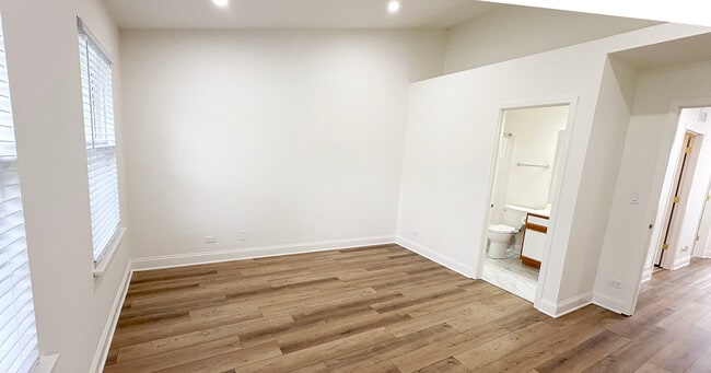 Building Photo - 391 Maidstone Ct