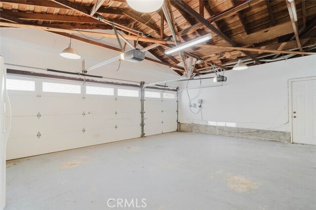 Building Photo - 906 Whitehaven Terrace