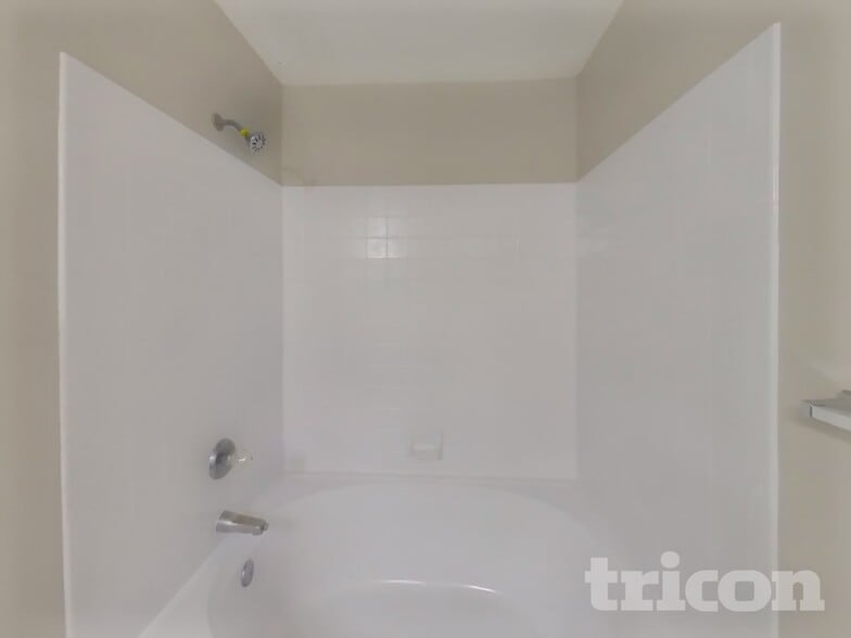 Building Photo - 7807 Encanto Vis Dr