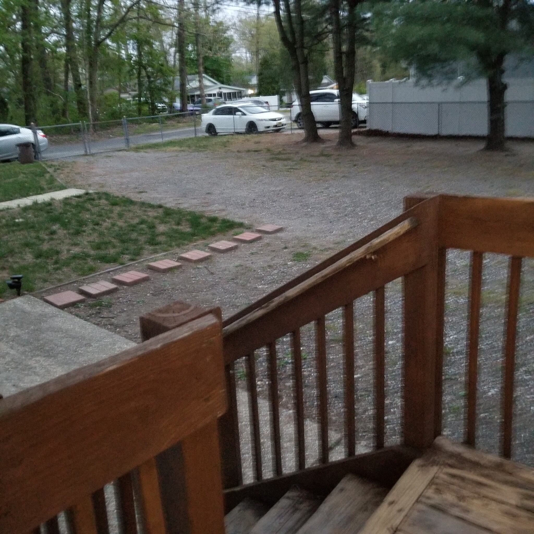 Building Photo - 332 Dennis Ave