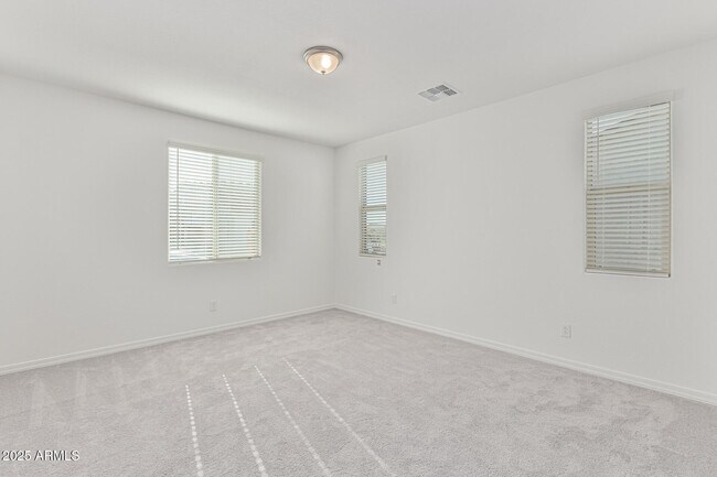 Building Photo - 14134 W Hackamore Dr