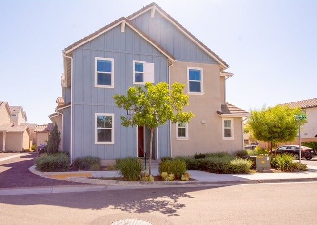 Primary Photo - 7039 Mallow Dr