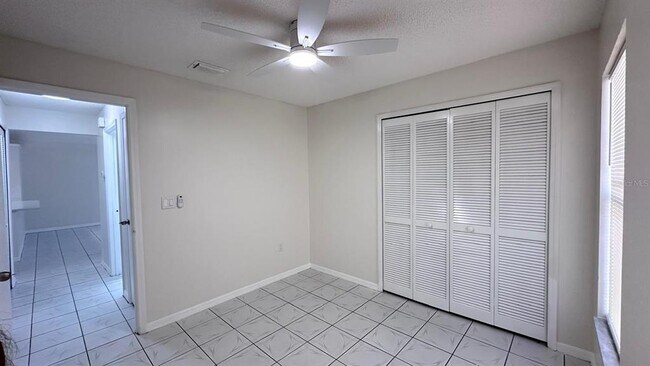 Building Photo - 11855 Cranbourne Dr