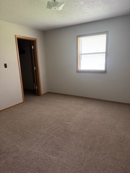 Building Photo - 453 Magnolia Ln