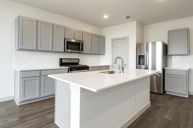 Building Photo - 125 Big Sandy Creek Dr