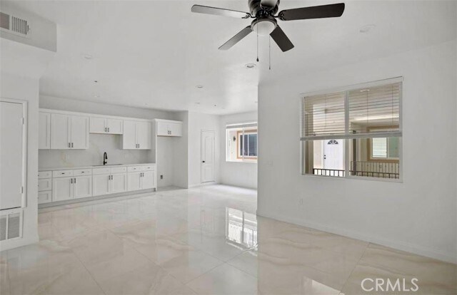 Building Photo - 8153 Banana Ave