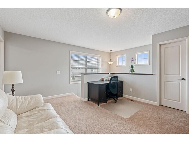 Building Photo - 3262 Red Oak Trail