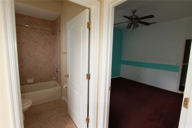 Building Photo - 824 Blairmont Ln