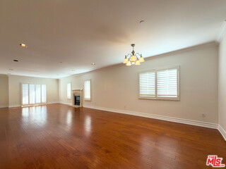 Building Photo - 11692 Darlington Ave