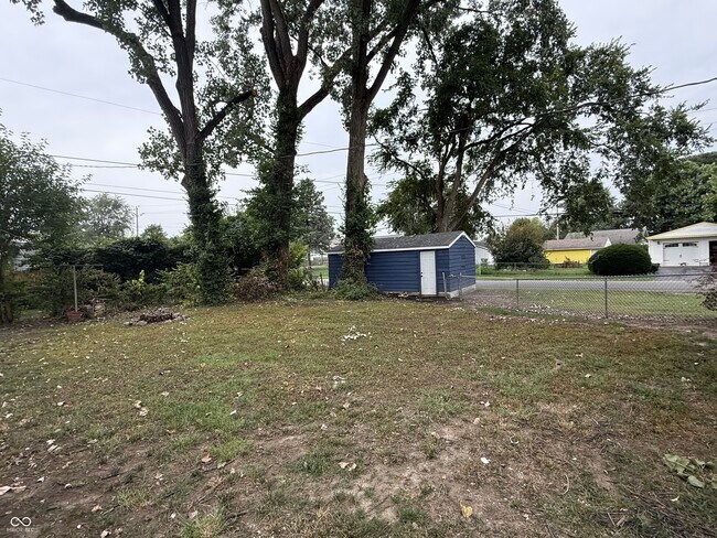 Building Photo - 4801 Farrington Ave