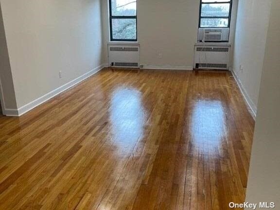 Building Photo - 7 Bond St