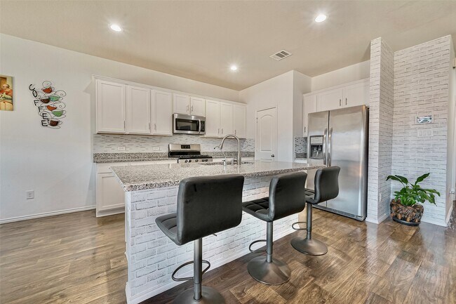 Building Photo - 4110 Rapallo Ct