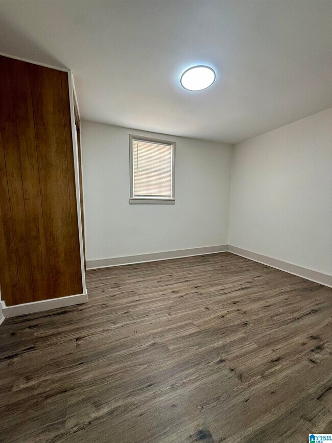 Building Photo - 1458 Hueytown Rd