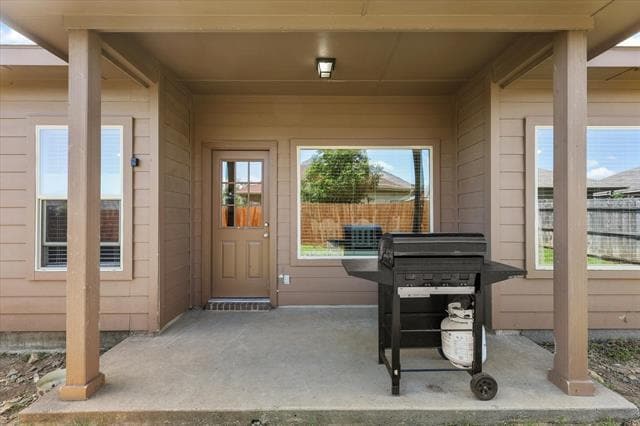 Building Photo - 5129 Meadow Ln