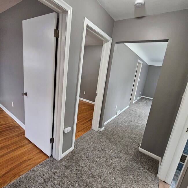 Building Photo - 3 Bedroom Updated Brick Ranch w/ 2 Car Attached Garage, Basement, Kitchen w/ All Stainless-Steel ...