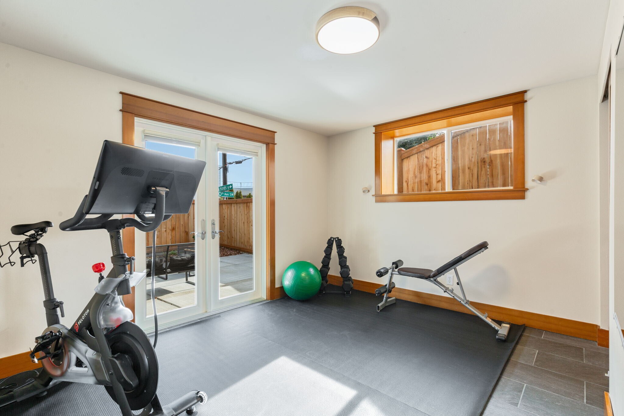 Building Photo - 3006 SW Hinds St