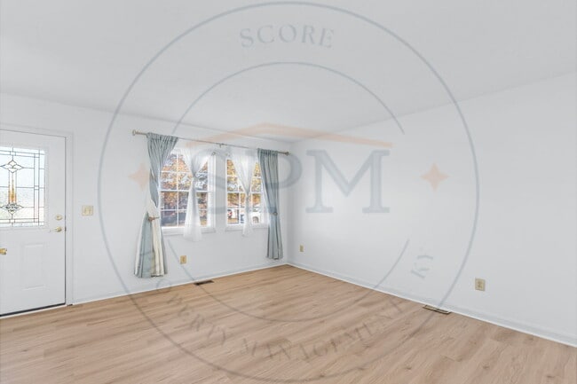 Building Photo - 9204 Woodreed Ct