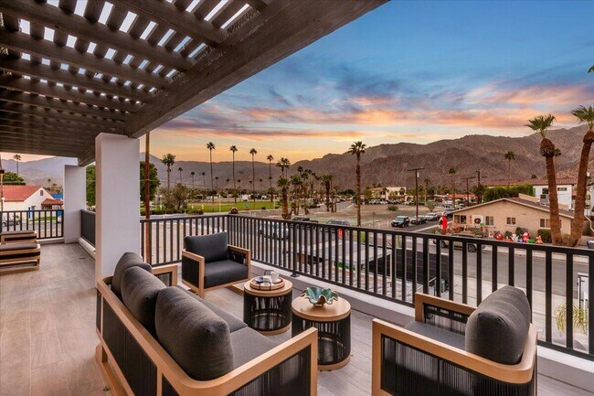 Building Photo - 51116 Avenida Mendoza