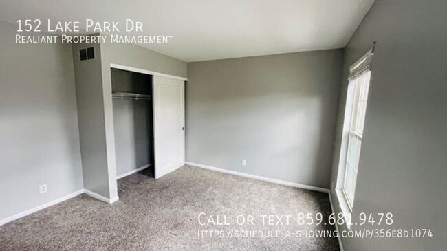 Building Photo - 152 Lake Park Dr