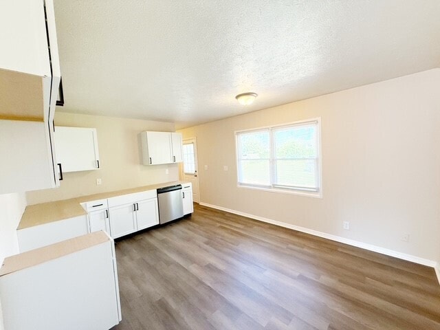 Building Photo - 2726 N Routiers Ave