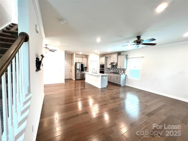 Building Photo - 216 Emmett Dr