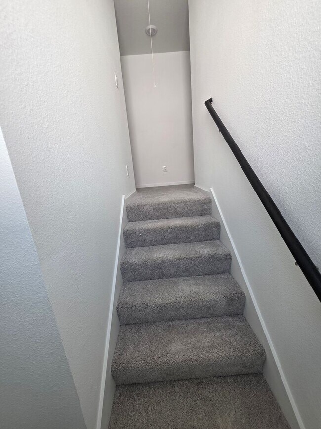 Building Photo - New Build Perfection: 3 Bedroom, 2.5 Bath ...