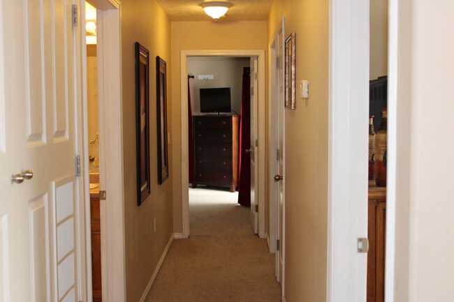 Hallway - 325 W 700 N