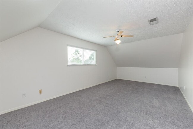 Building Photo - 2815 Field Line Dr