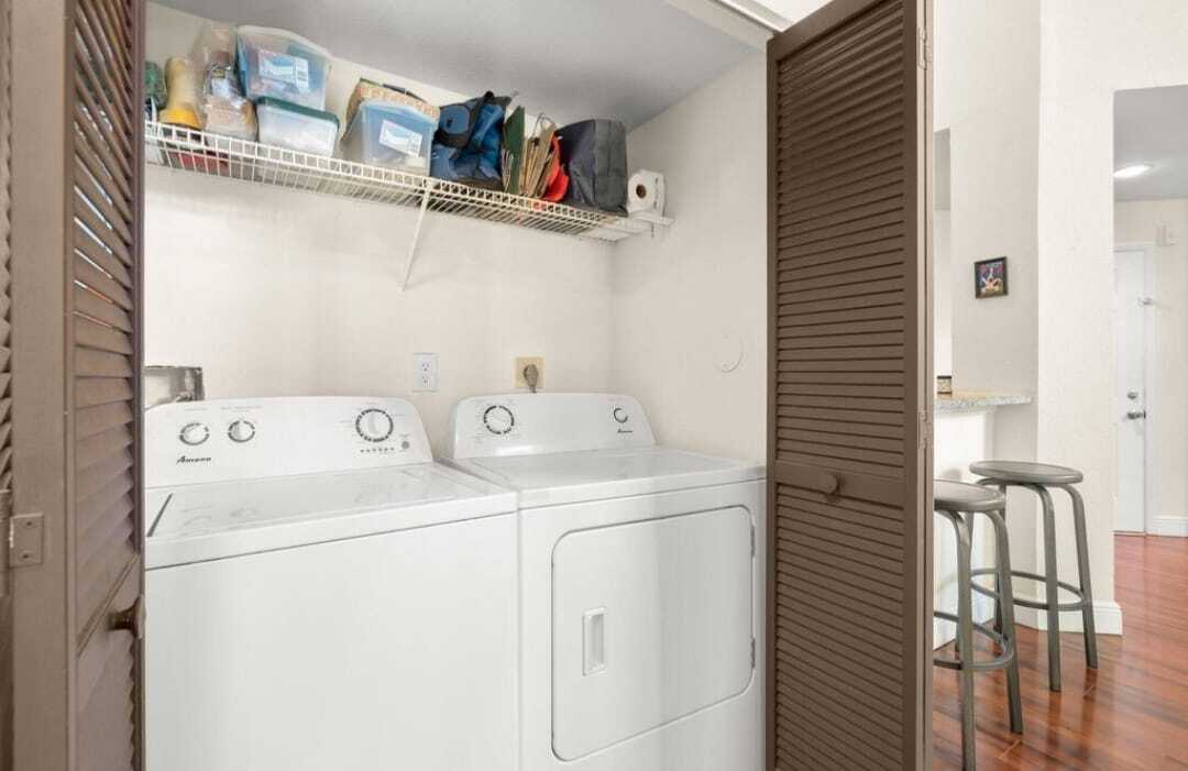 Building Photo - 1760 Palm Cove Blvd