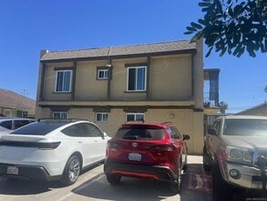 Building Photo - 4181 Van Dyke Ave