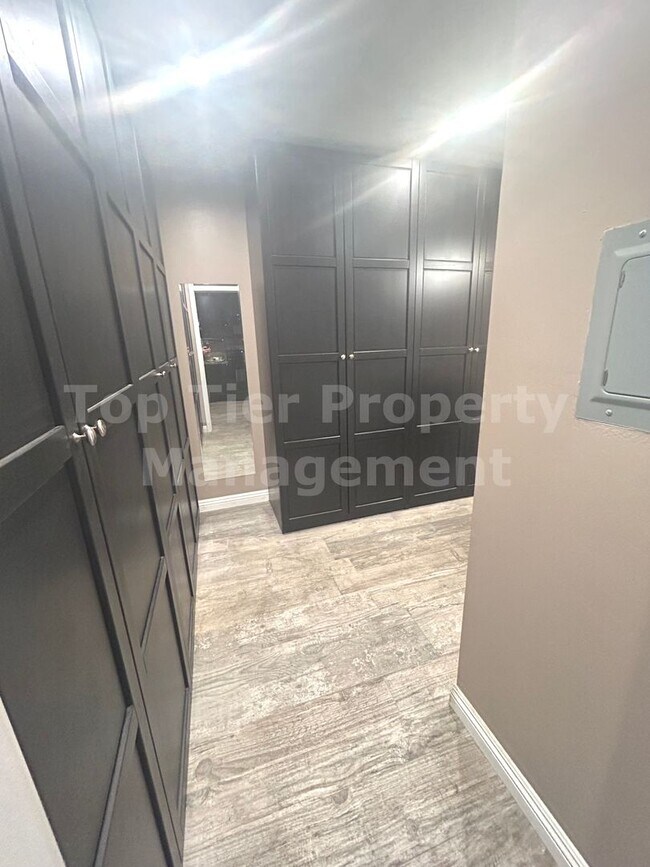 Building Photo - ***Remodeled, 1st Floor Studio Apartment in the Heart of Mission Valley - Available NOW***